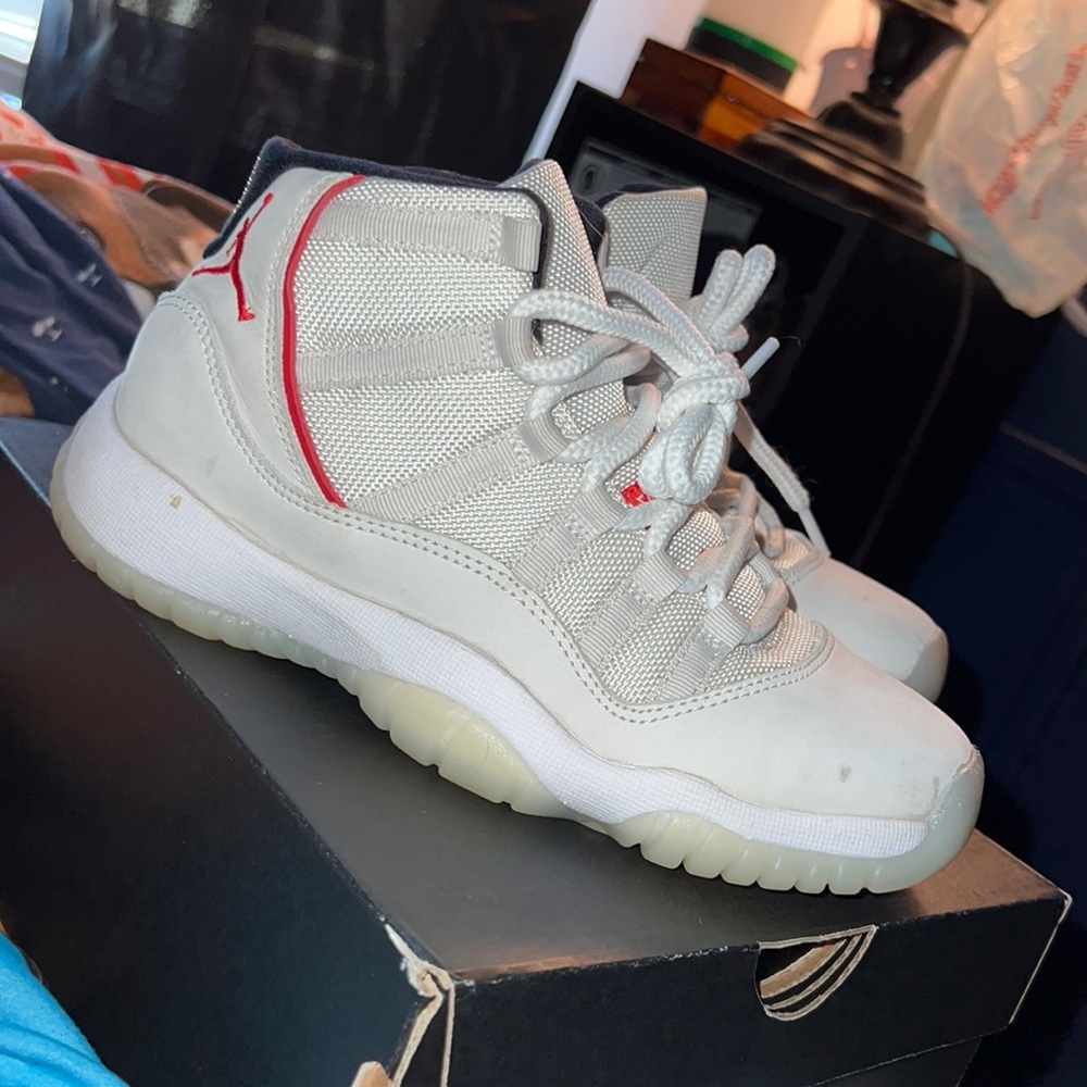 Jordan 11s